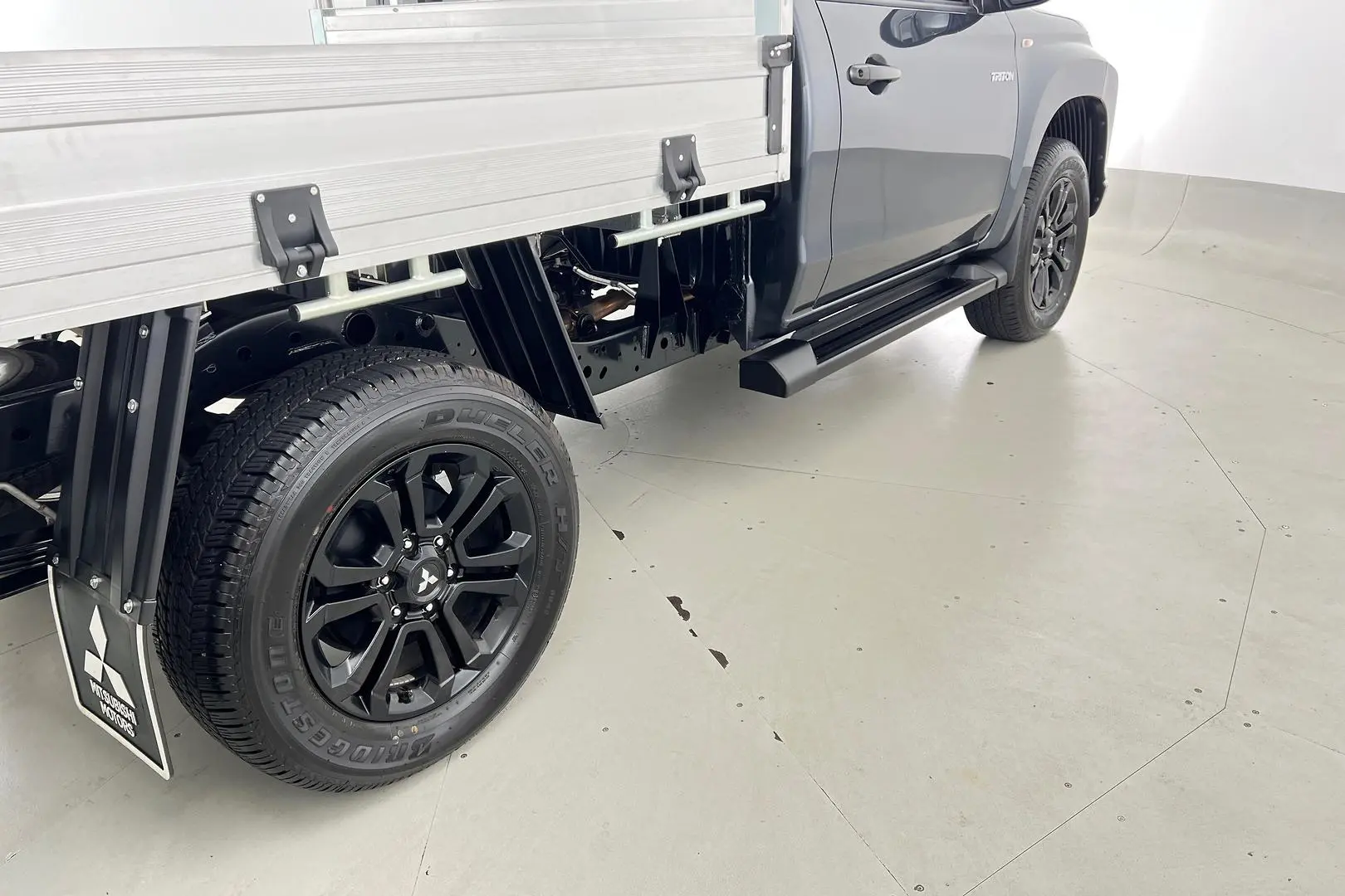 2023 Mitsubishi Triton Gallery Image 12