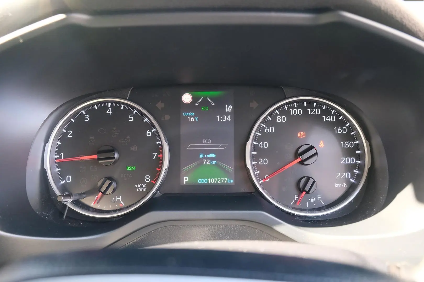 2020 Toyota RAV4 Gallery Image 17