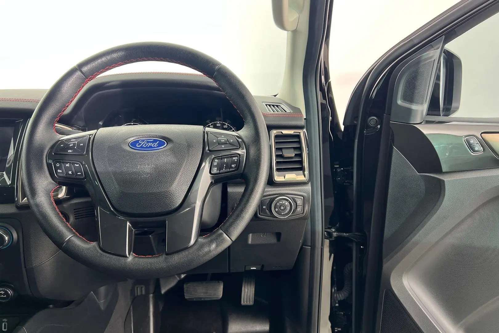2021 Ford Ranger Gallery Image 15