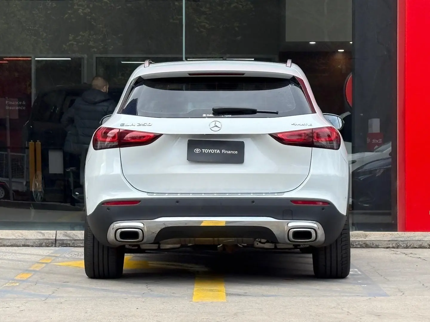 2021 Mercedes-Benz GLA-Class Gallery Image 8