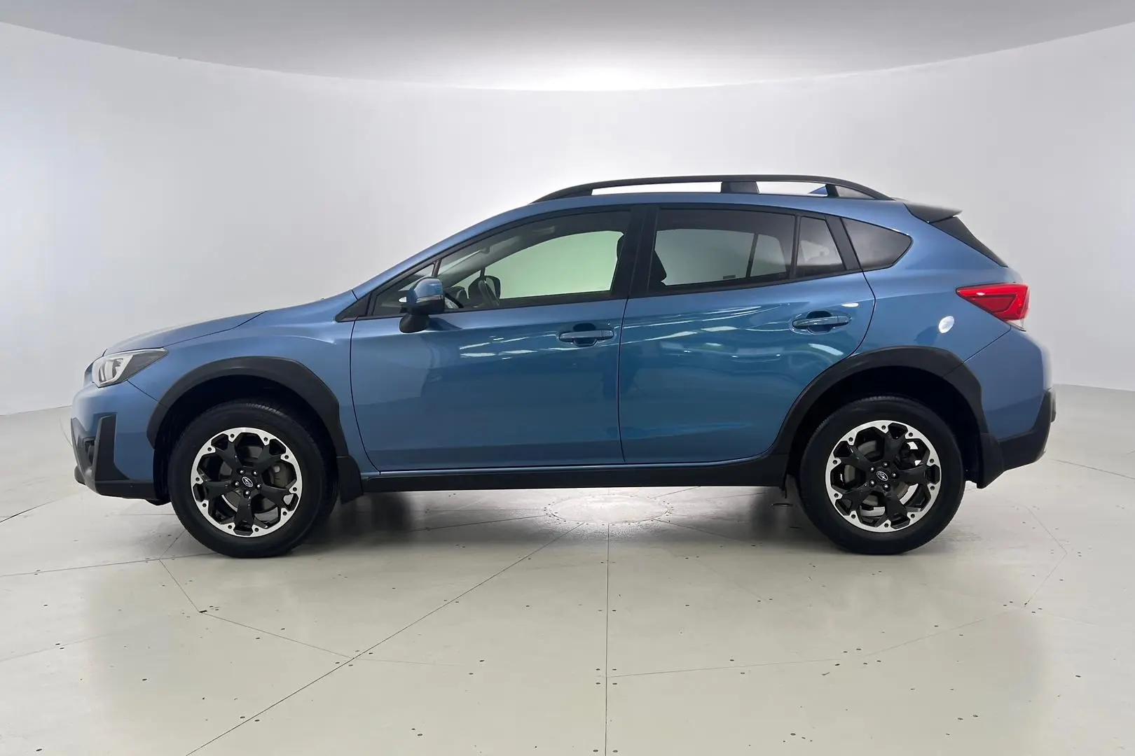 2020 Subaru XV Gallery Image 8