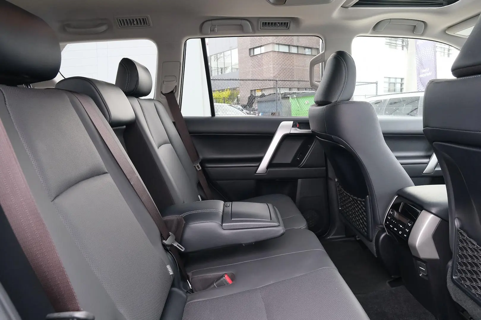2023 Toyota Landcruiser Prado Gallery Image 22