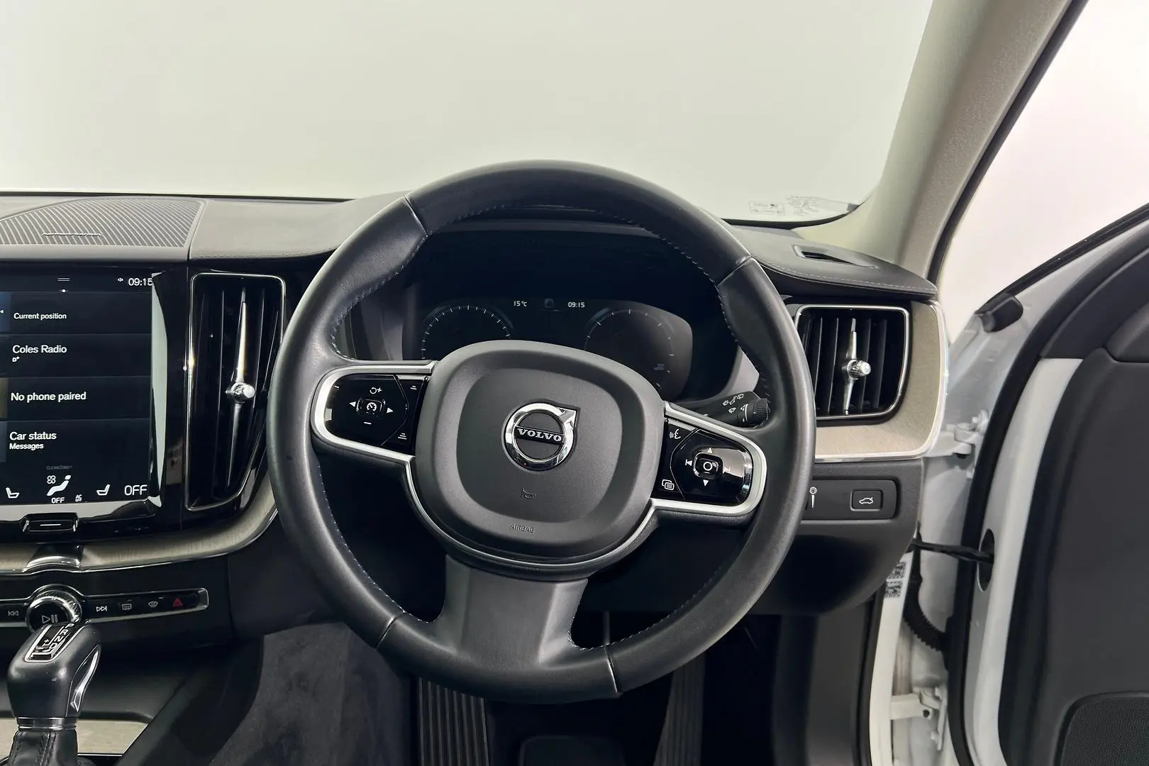 2019 Volvo XC60 Gallery Image 14