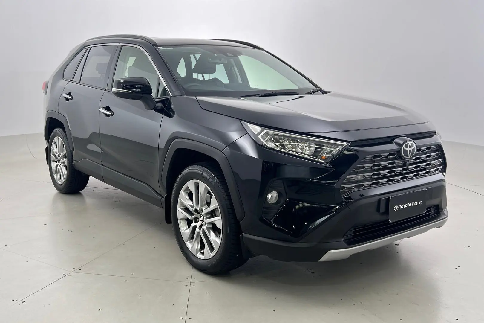 2021 Toyota RAV4 Gallery Image 1