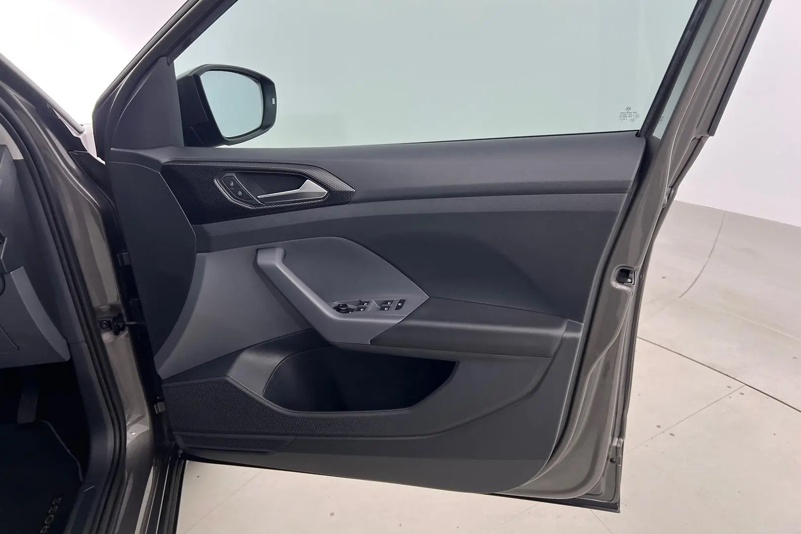 2021 Volkswagen T-Cross Gallery Image 10