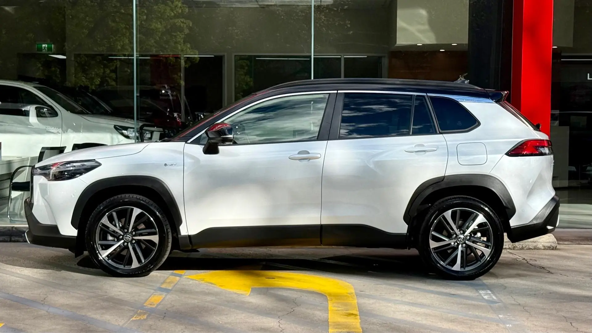 2024 Toyota Corolla Cross Gallery Image 8