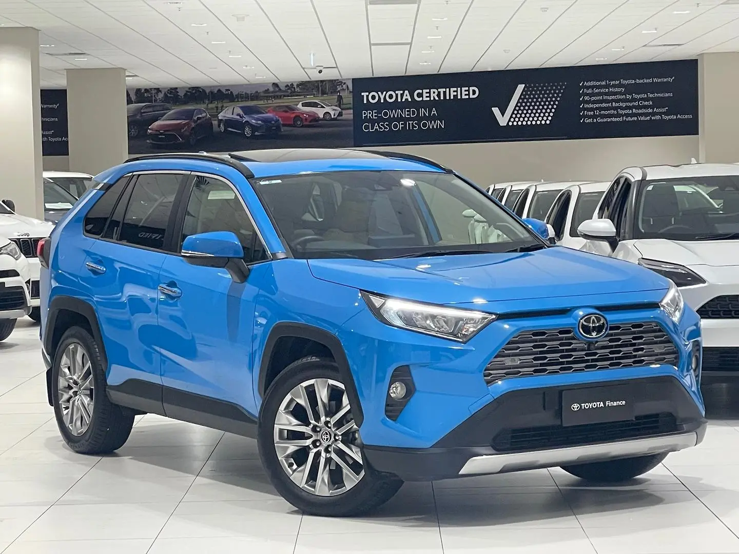 2020 Toyota Rav4 Gallery Image 1