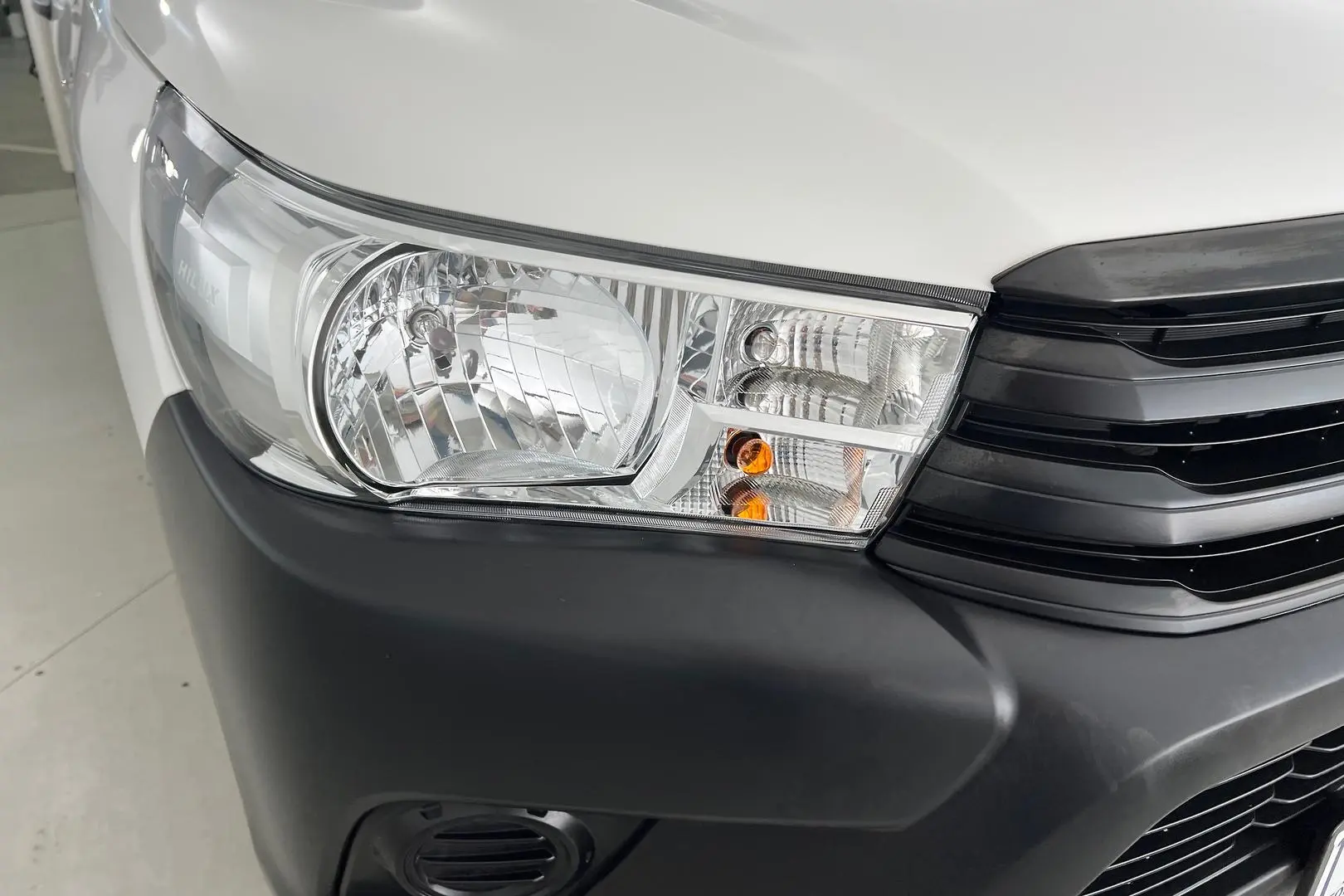2023 Toyota Hilux Gallery Image 2