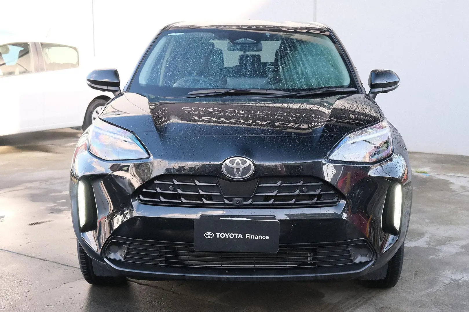 2024 Toyota Yaris Cross Gallery Image 3