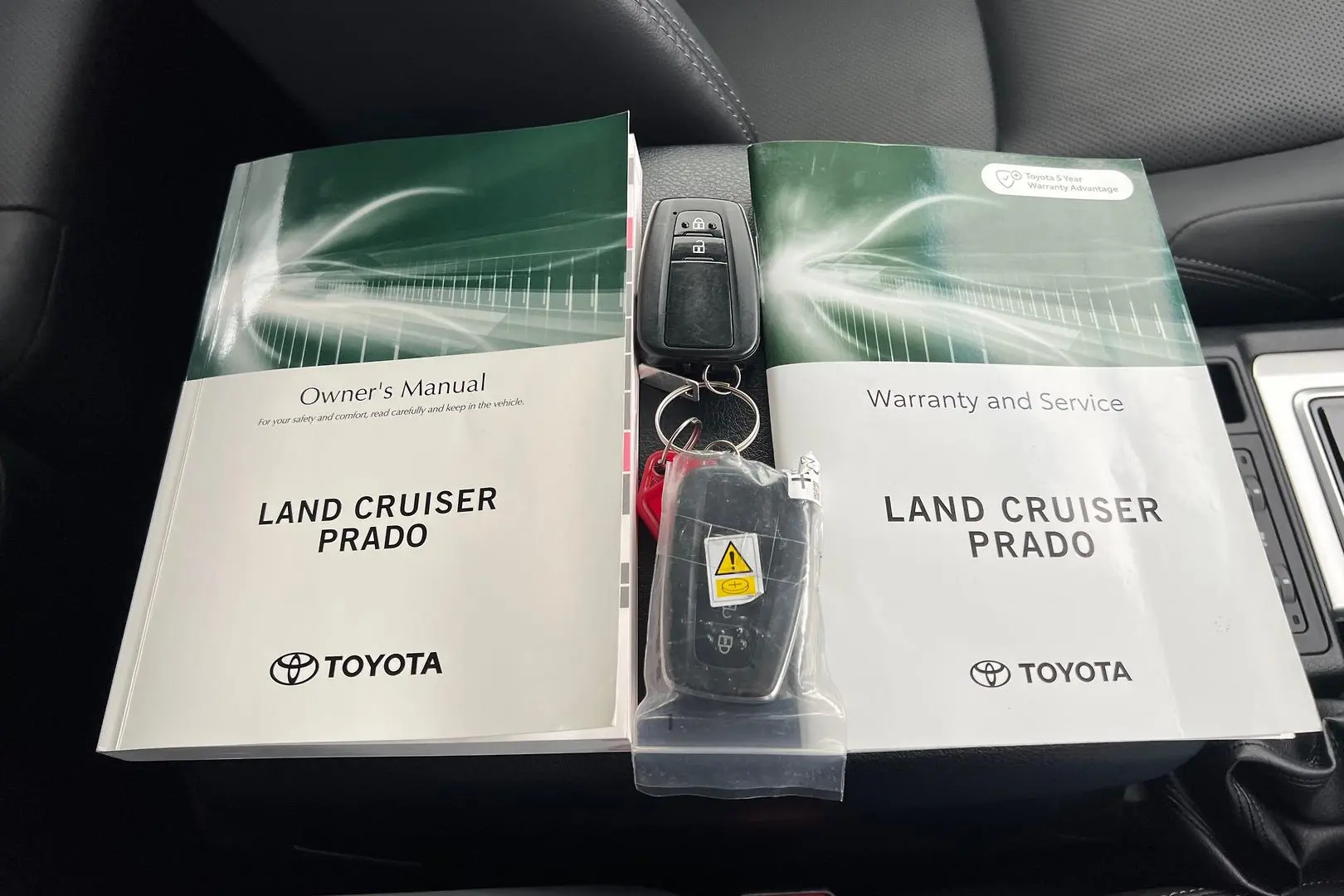 2022 Toyota Landcruiser Prado Gallery Image 25