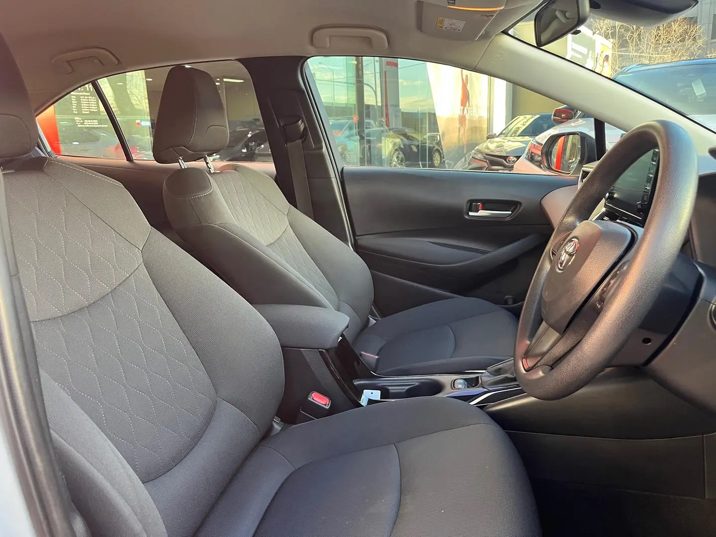 2022 Toyota Corolla Gallery Image 13