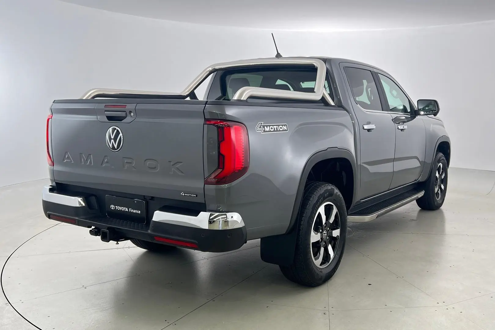 2024 Volkswagen Amarok Gallery Image 4