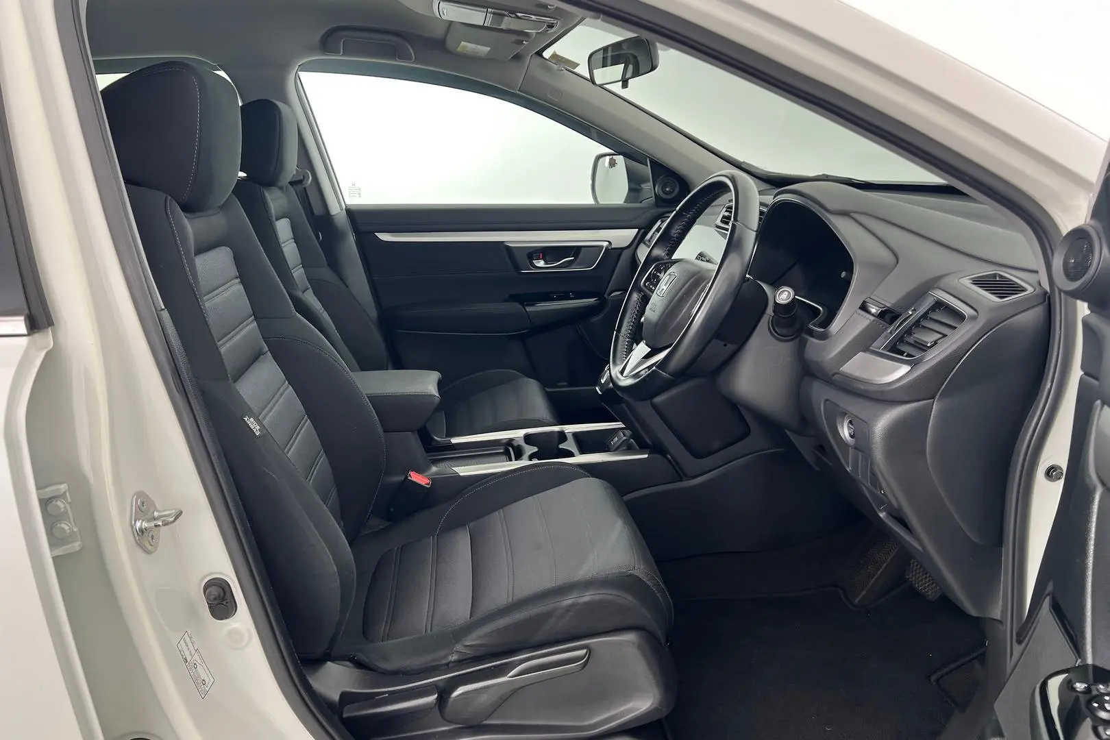 2017 Honda CR-V Gallery Image 11