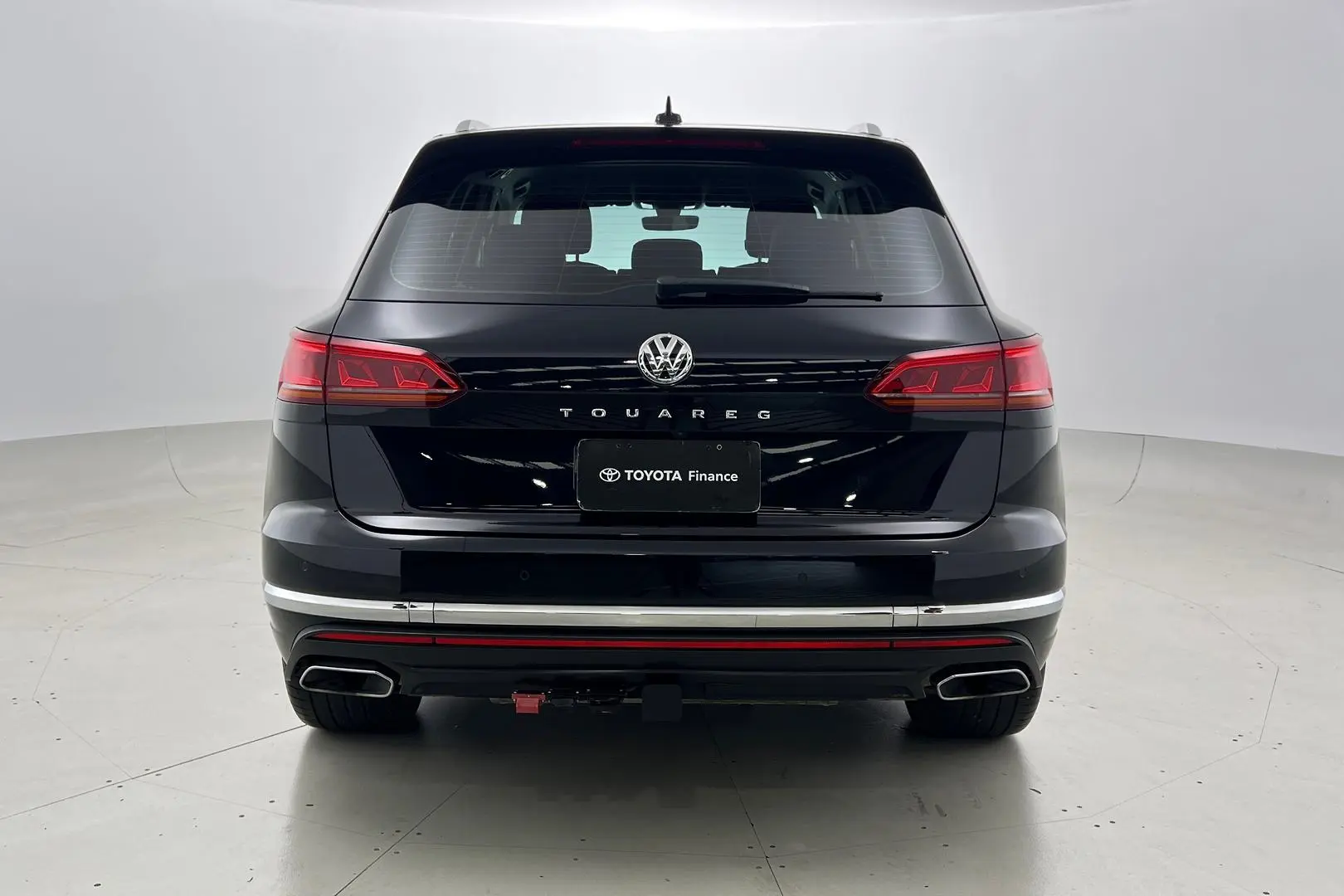 2020 Volkswagen Touareg Gallery Image 6