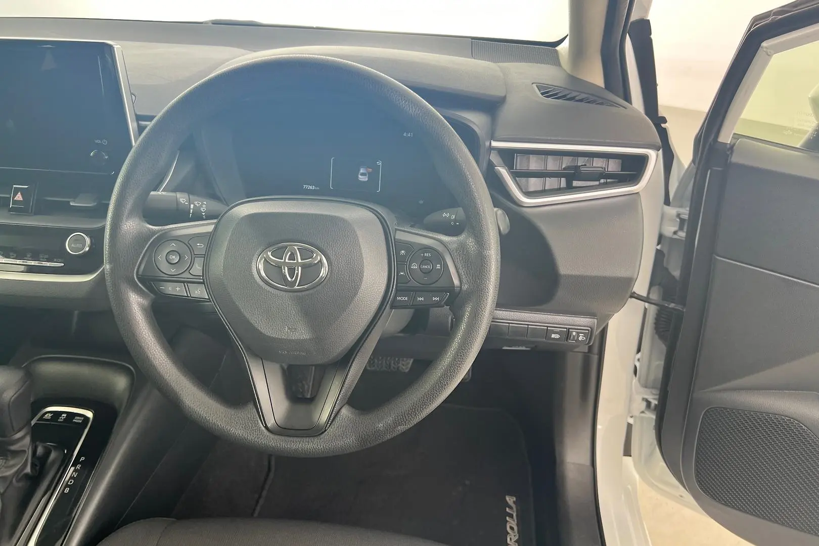 2022 Toyota Corolla Gallery Image 13