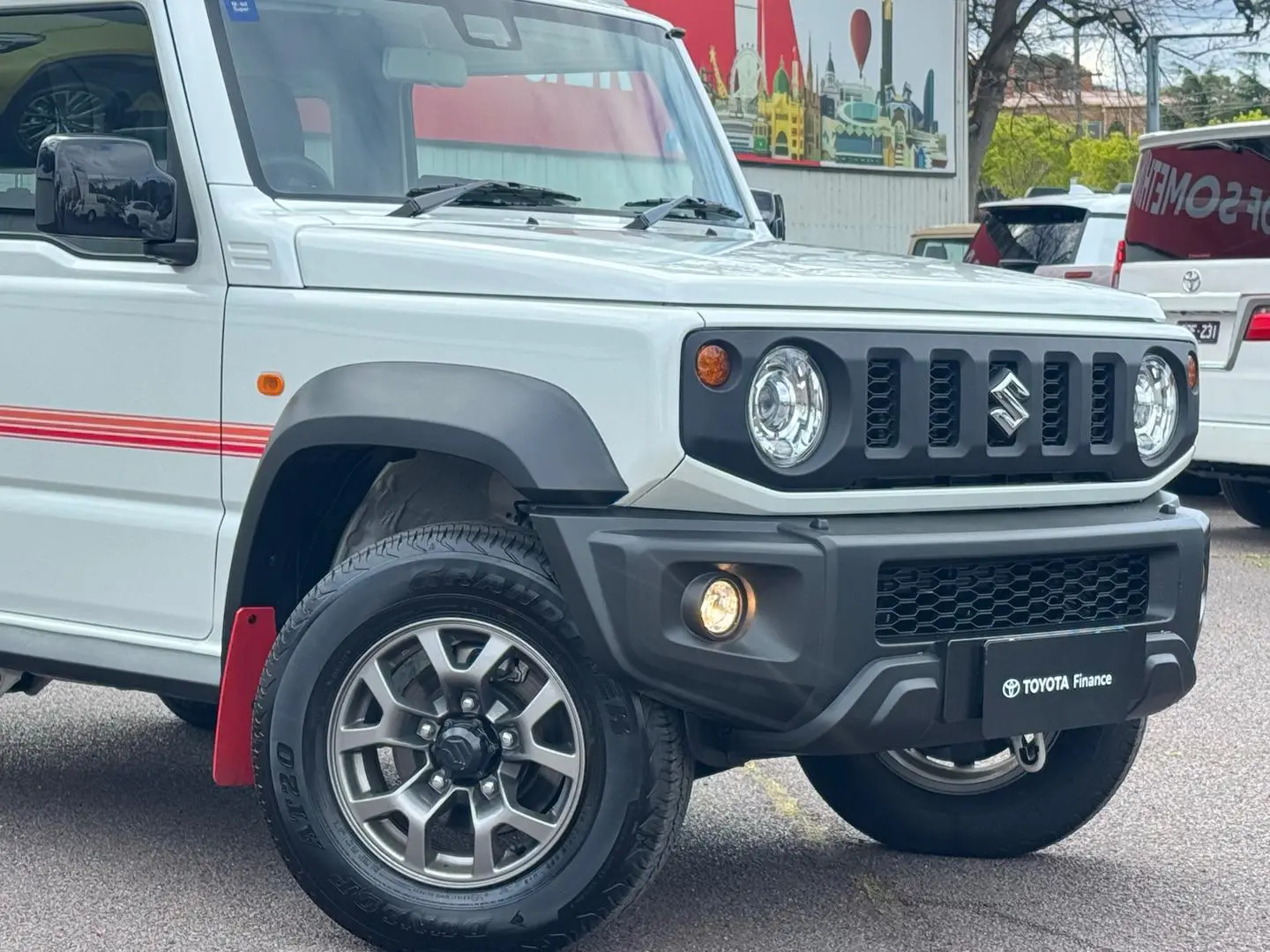 2023 Suzuki Jimny Gallery Image 2