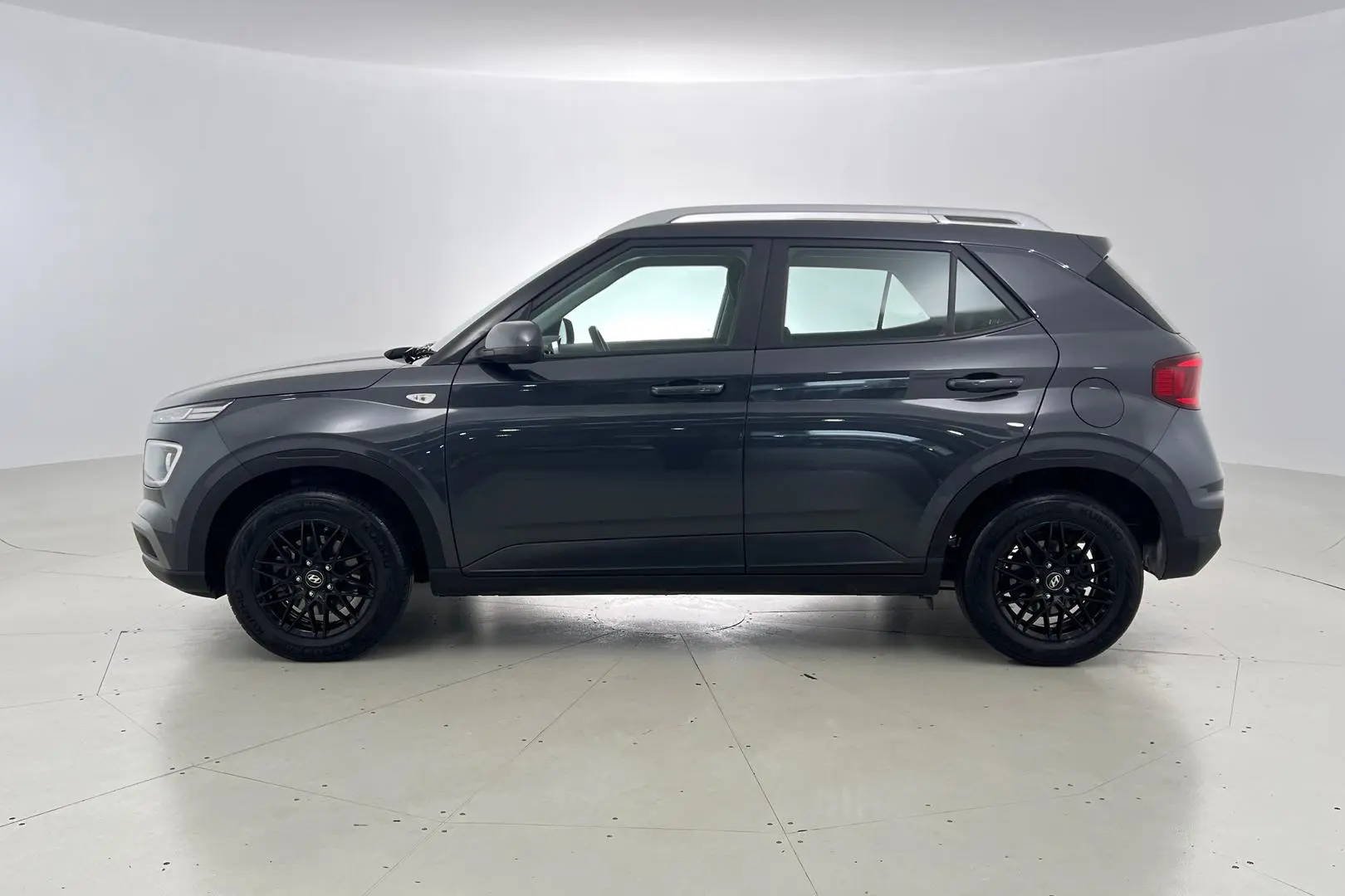 2021 Hyundai Venue Gallery Image 8