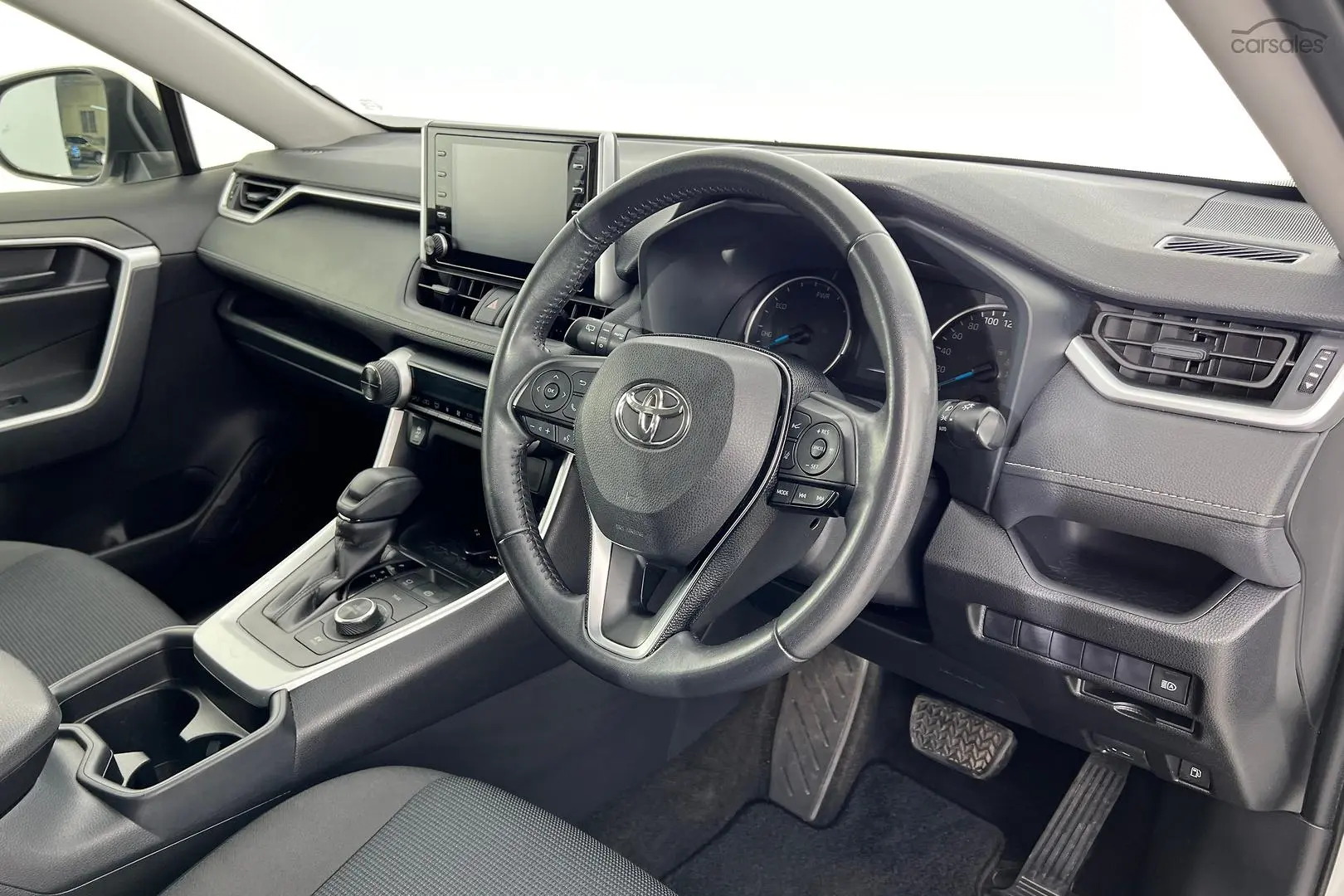 2021 Toyota RAV4 Image 10