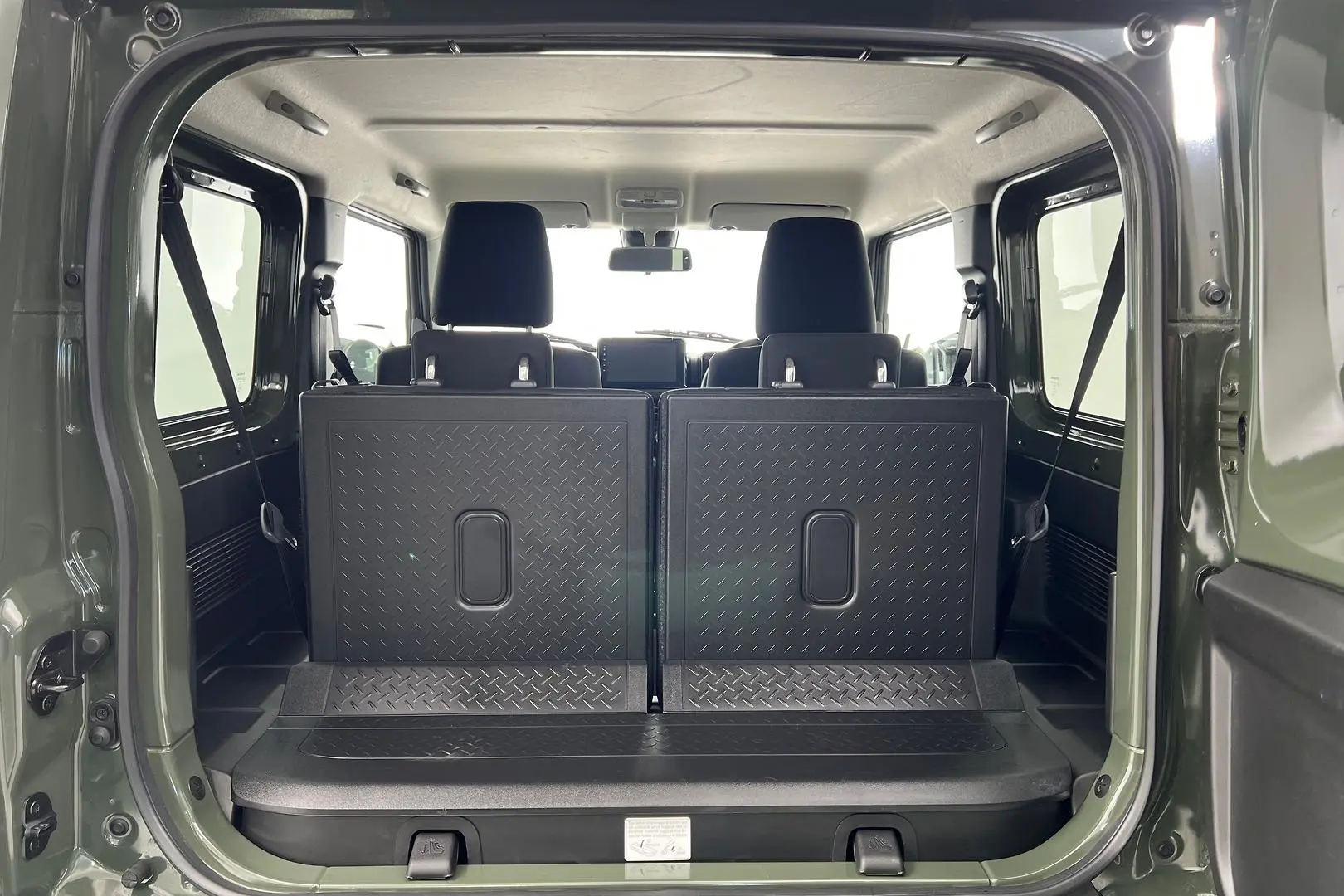 2022 Suzuki Jimny Gallery Image 9