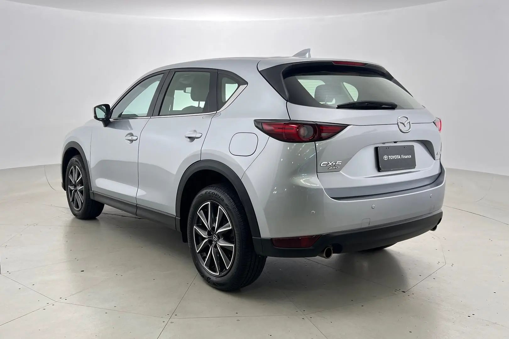 2017 Mazda CX-5 Gallery Image 2