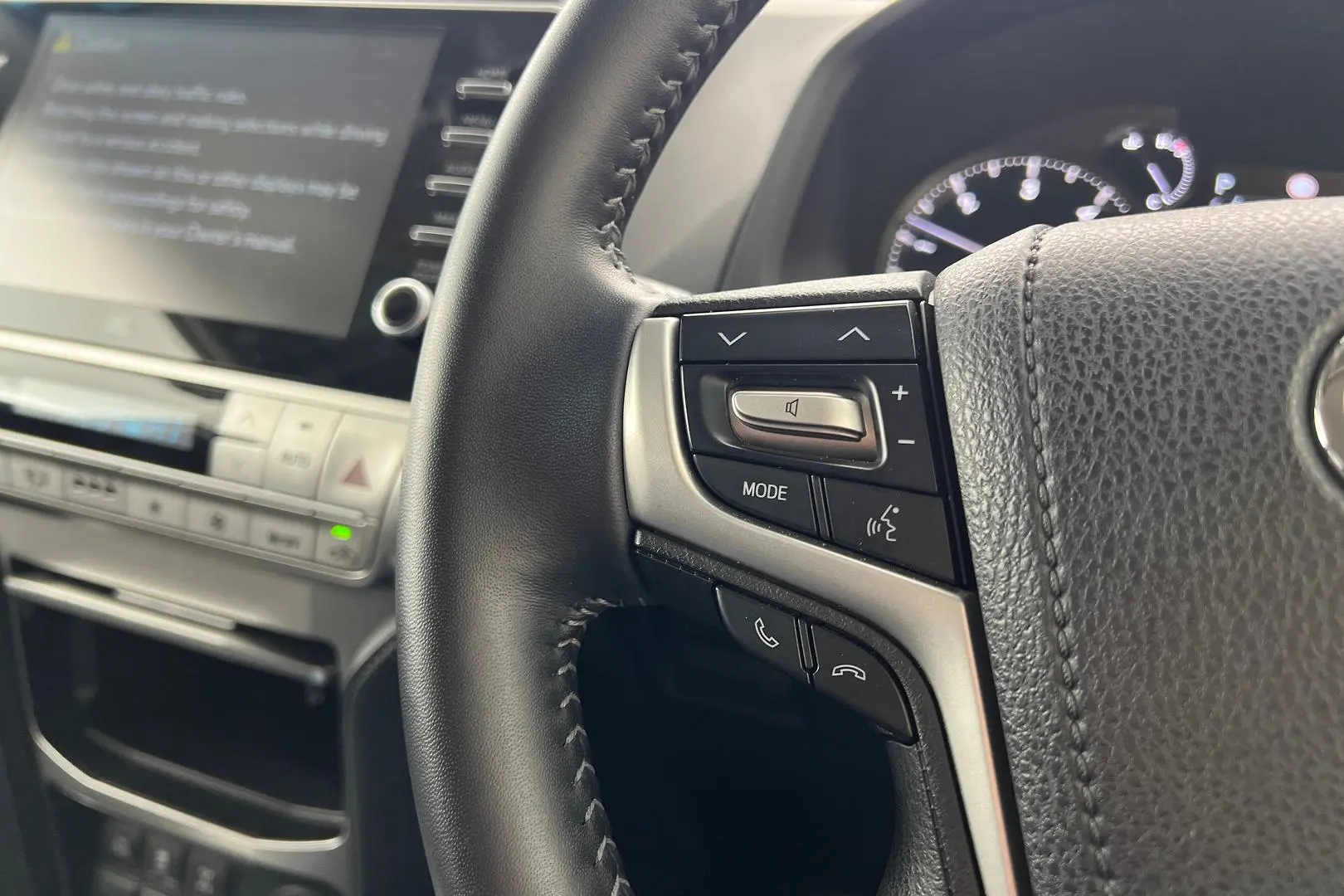 2022 Toyota Landcruiser Prado Gallery Image 20