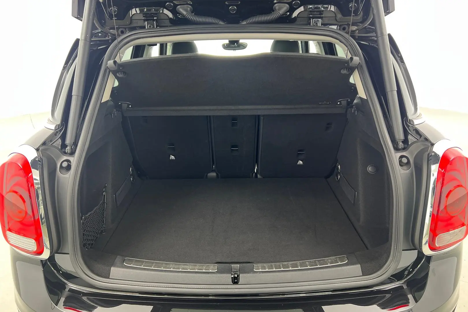 2017 MINI Countryman Gallery Image 24