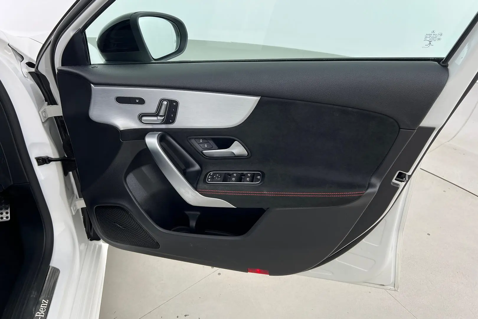 2019 Mercedes-Benz A-Class Gallery Image 13