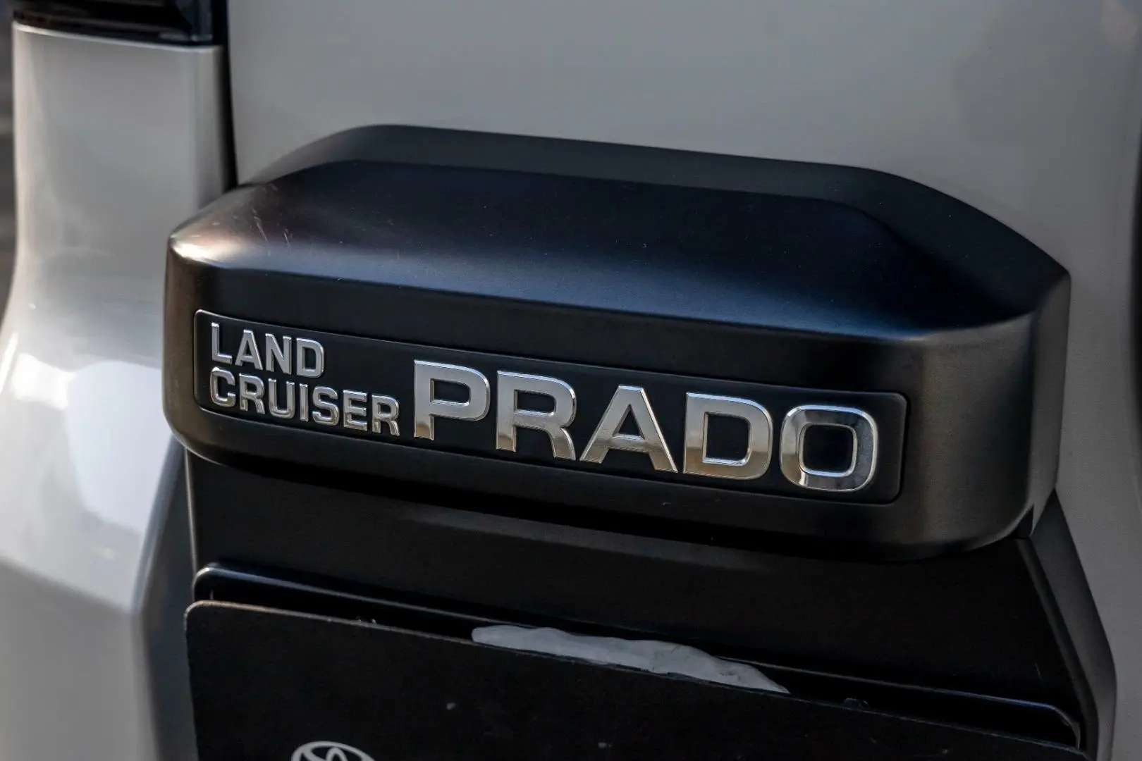 2022 Toyota Landcruiser Prado Gallery Image 24