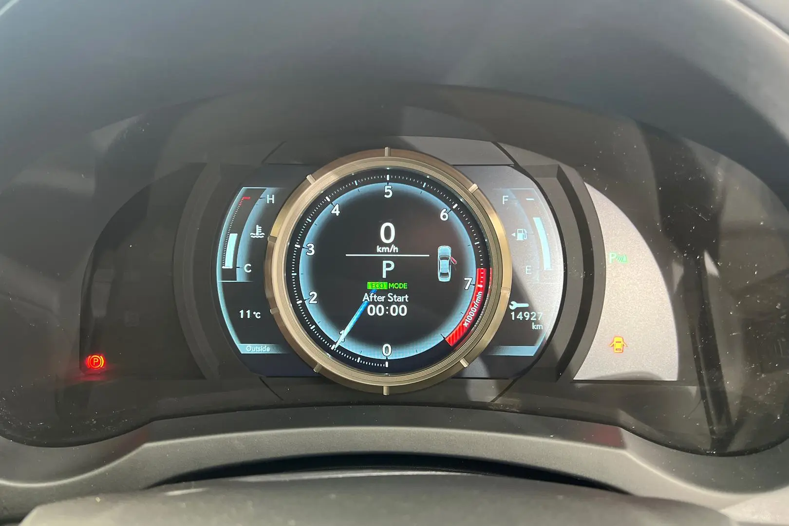 2019 Lexus IS Gallery Image 18