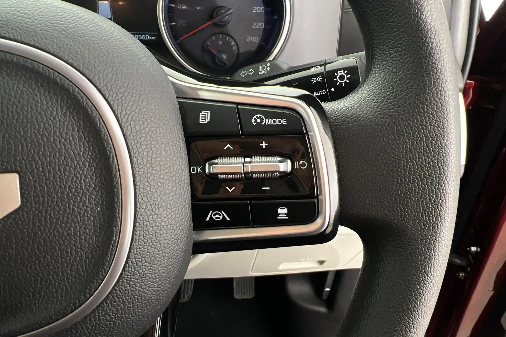 2023 Kia Carnival Gallery Image 17