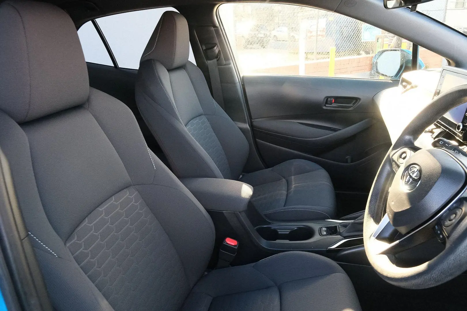2020 Toyota Corolla Gallery Image 13