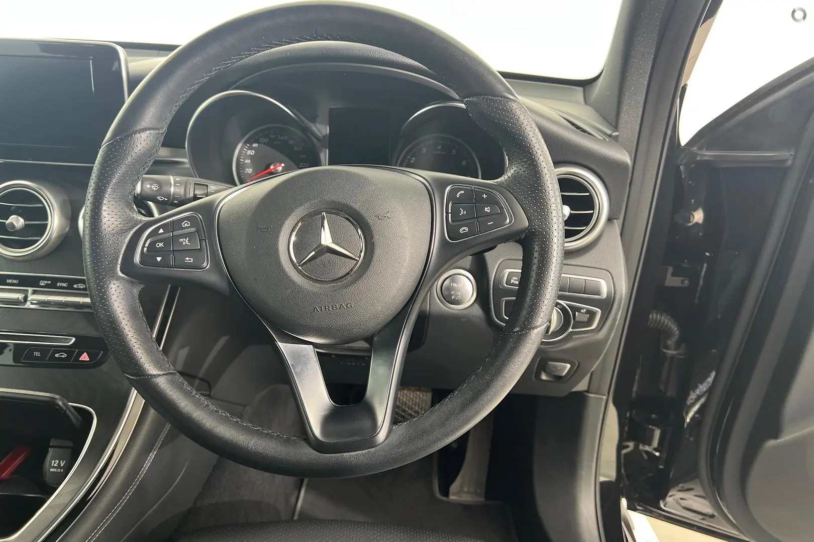 2019 Mercedes-Benz Glc-Class Gallery Image 17