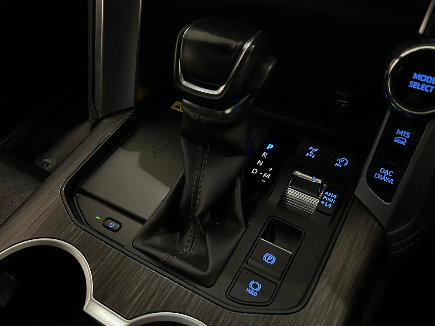 2021 Toyota Landcruiser Gallery Image 21