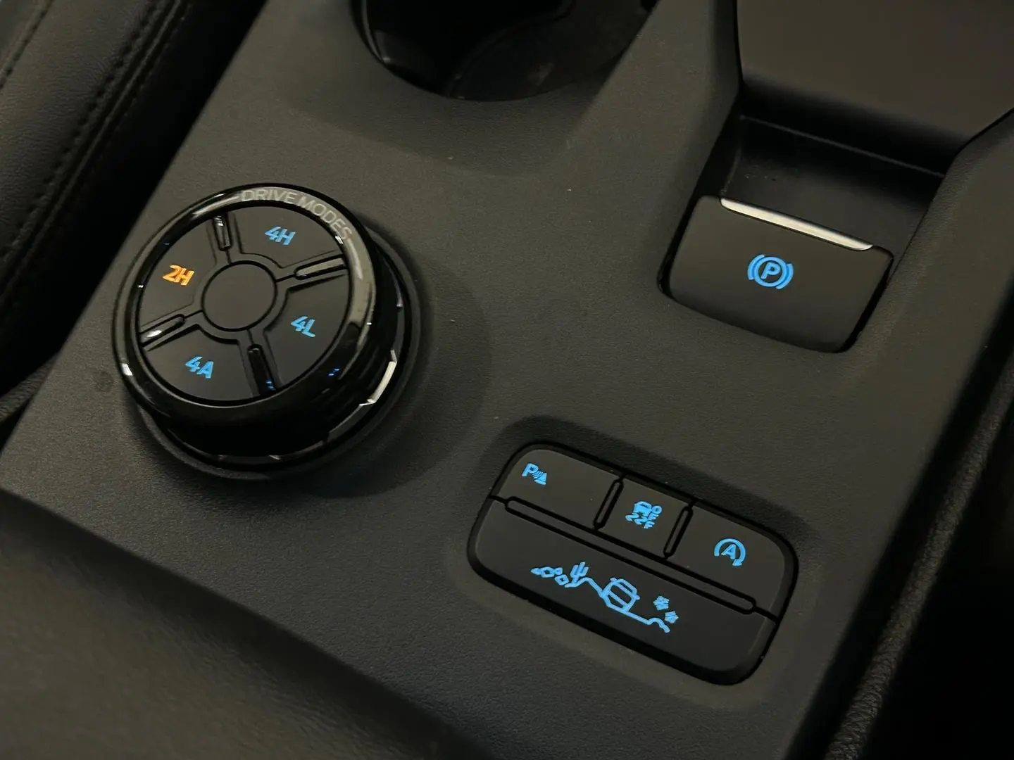 2023 Ford Everest Gallery Image 21