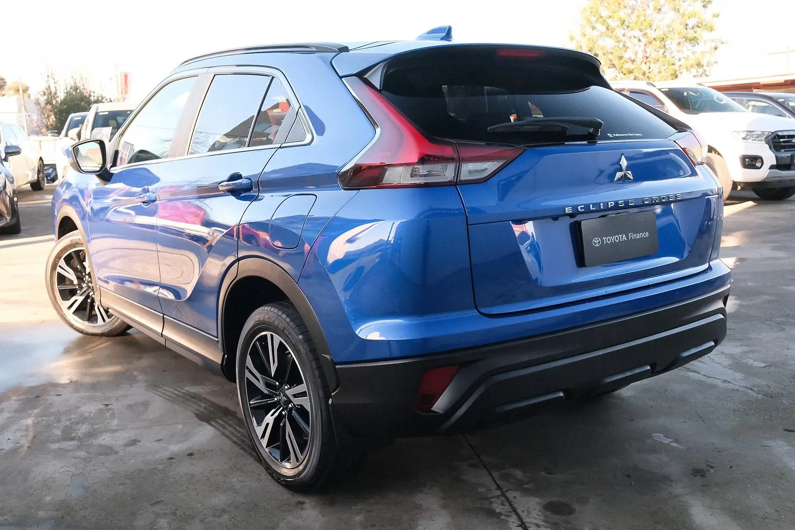 2021 Mitsubishi Eclipse Cross Gallery Image 2