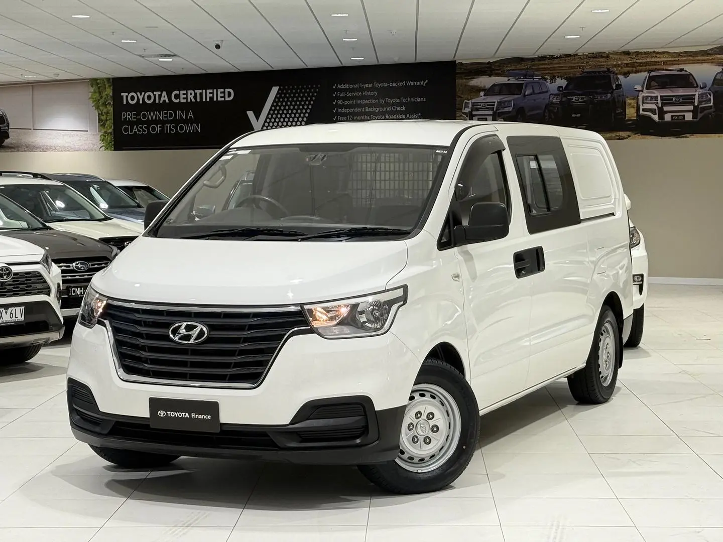 2020 Hyundai iLoad Gallery Image 5