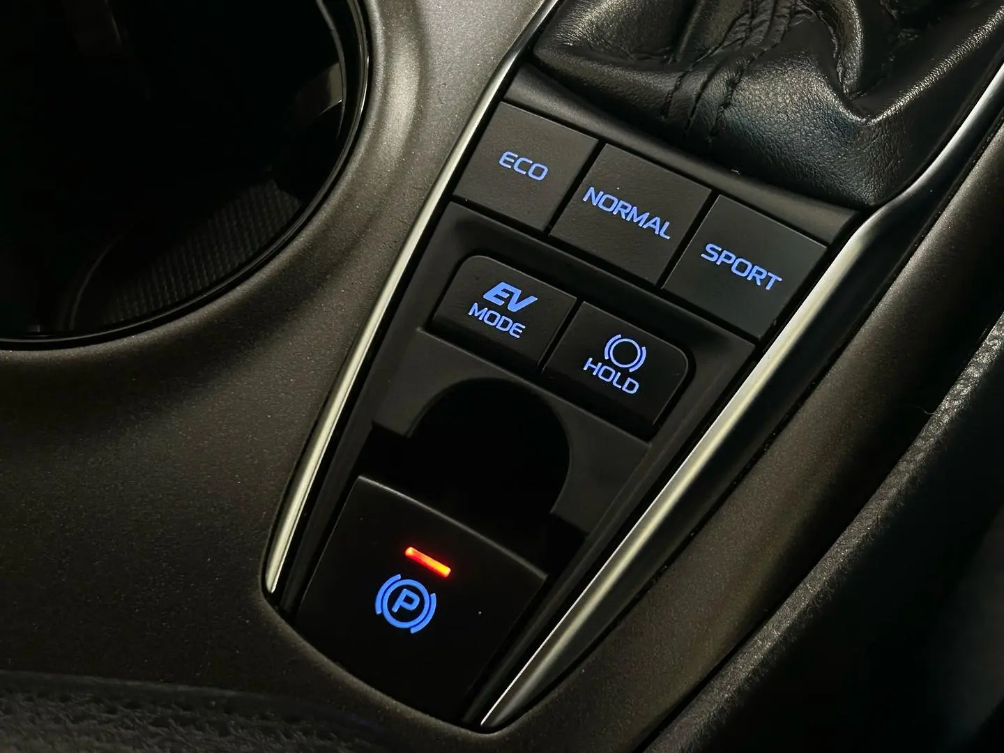 2021 Toyota Camry Gallery Image 18