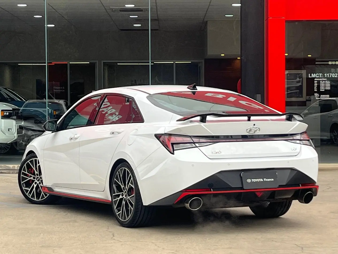2022 Hyundai i30 Gallery Image 9