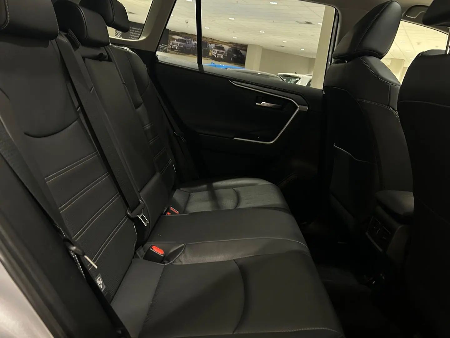2024 Toyota RAV4 Gallery Image 14