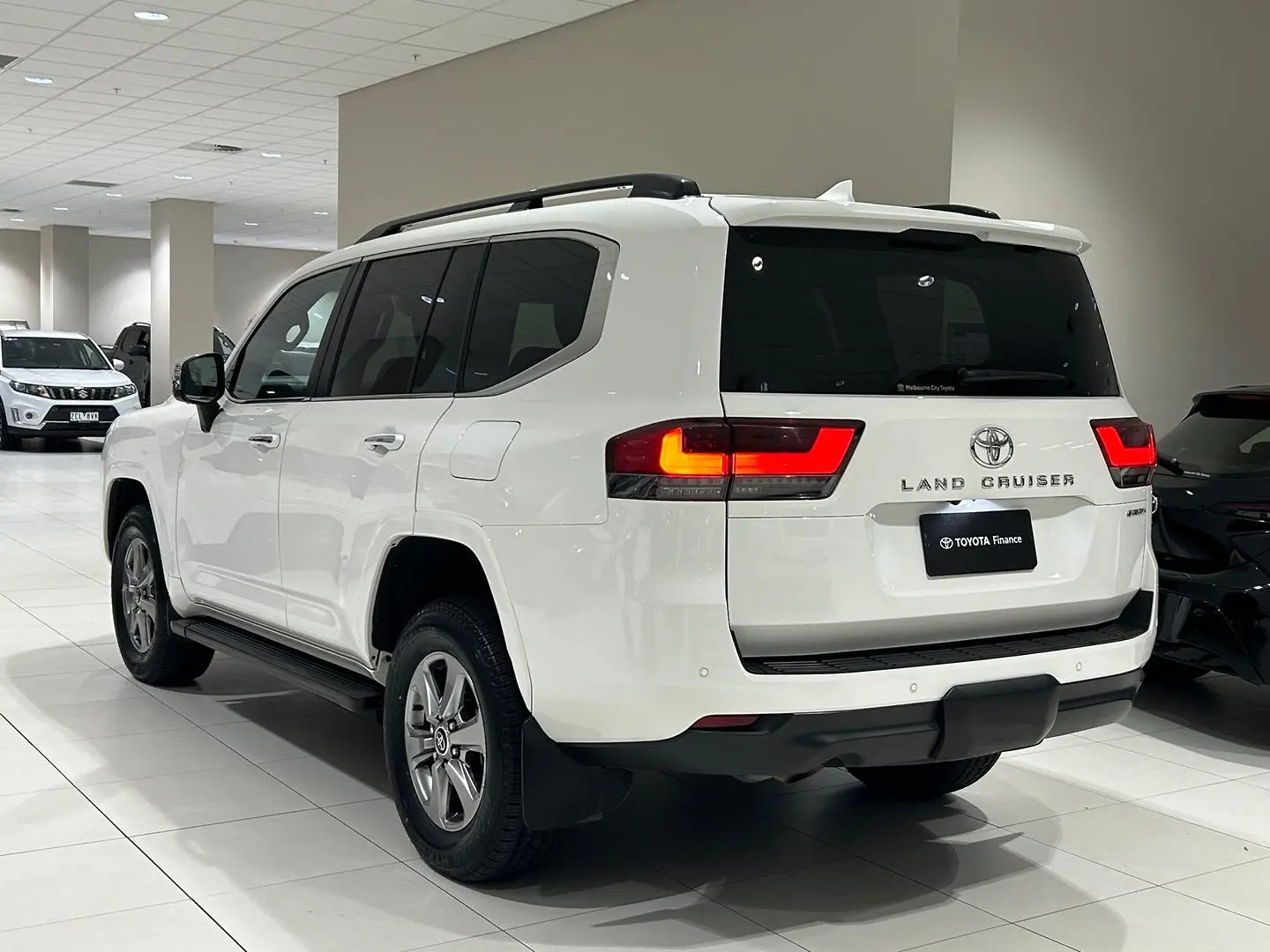 2022 Toyota Landcruiser Gallery Image 5