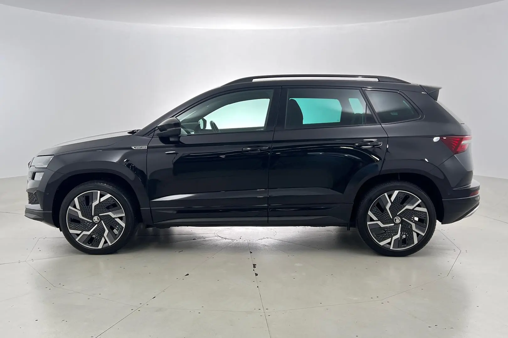 2023 SKODA Karoq Gallery Image 8