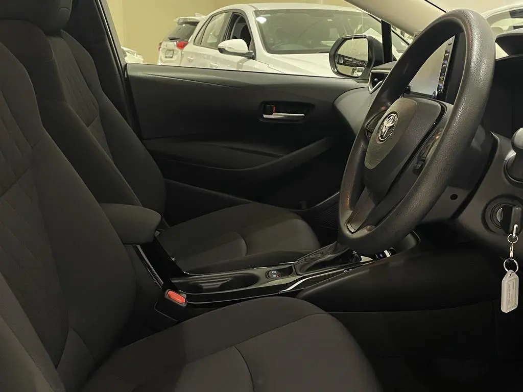 2021 Toyota Corolla Gallery Image 11