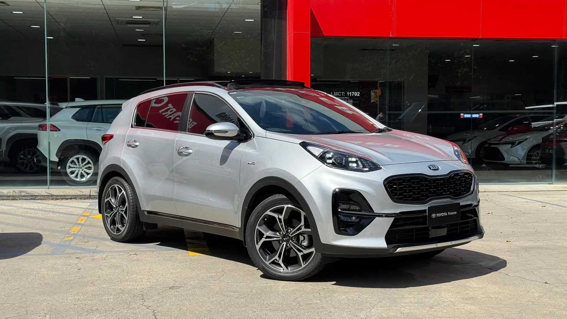 2021 Kia Sportage Gallery Image 1