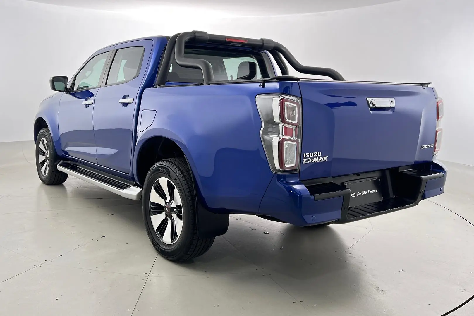 2021 Isuzu D-MAX Gallery Image 7