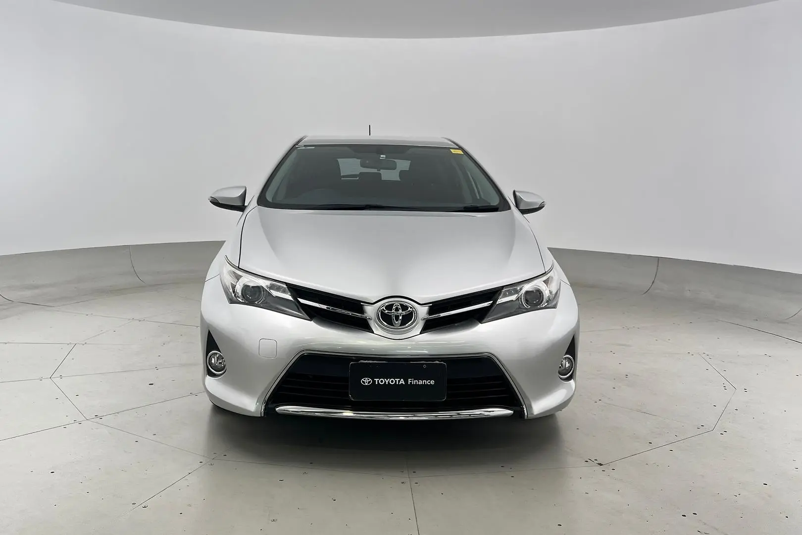 2014 Toyota Corolla Gallery Image 10