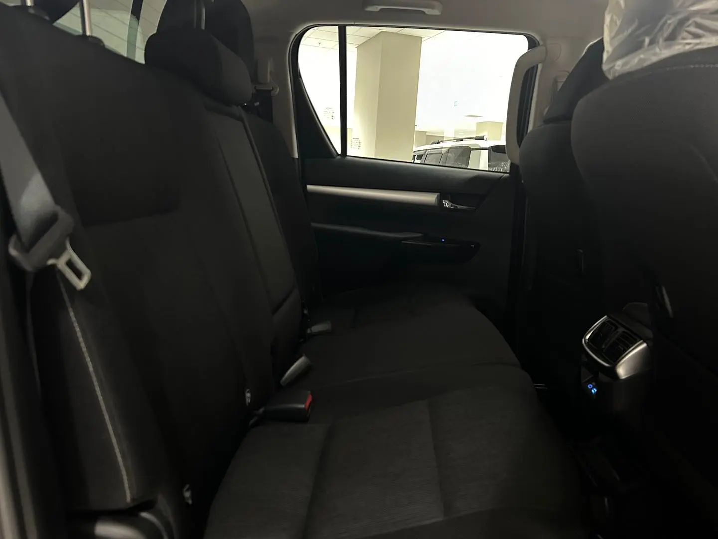 2024 Toyota Hilux Gallery Image 16