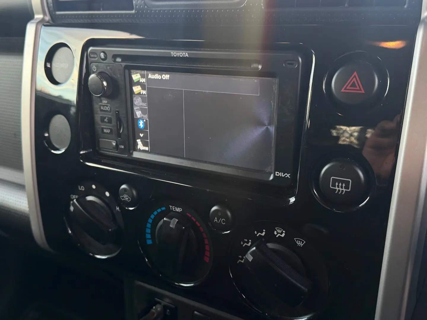 2014 Toyota FJ Cruiser Gallery Image 17
