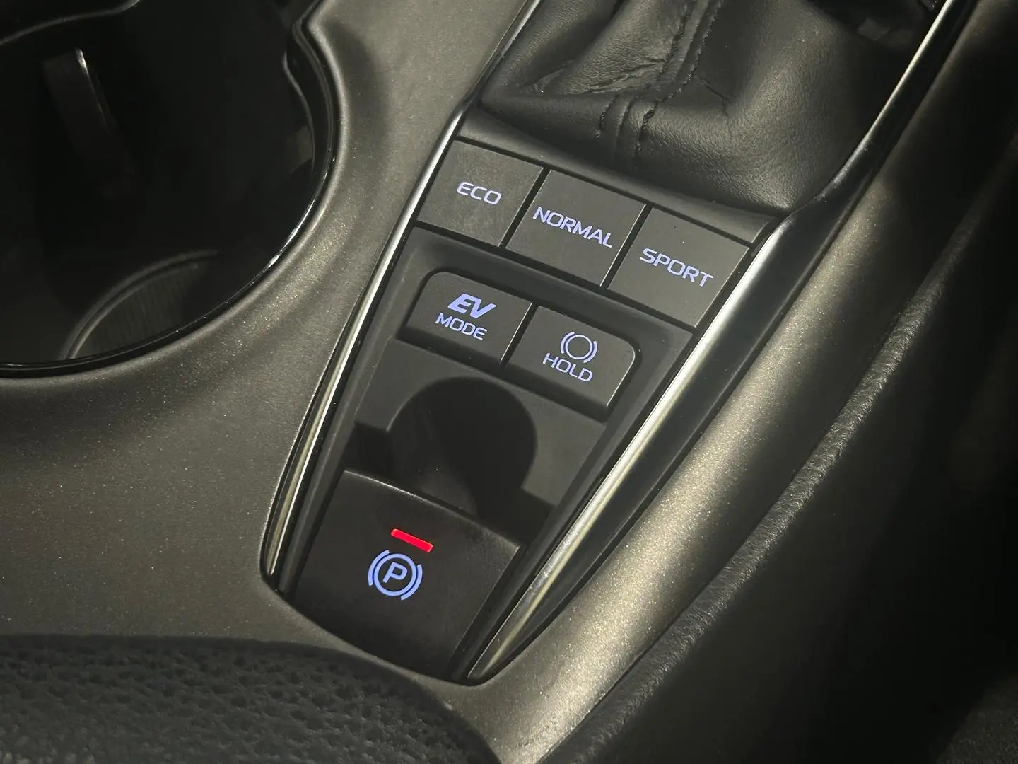 2024 Toyota Camry Gallery Image 18