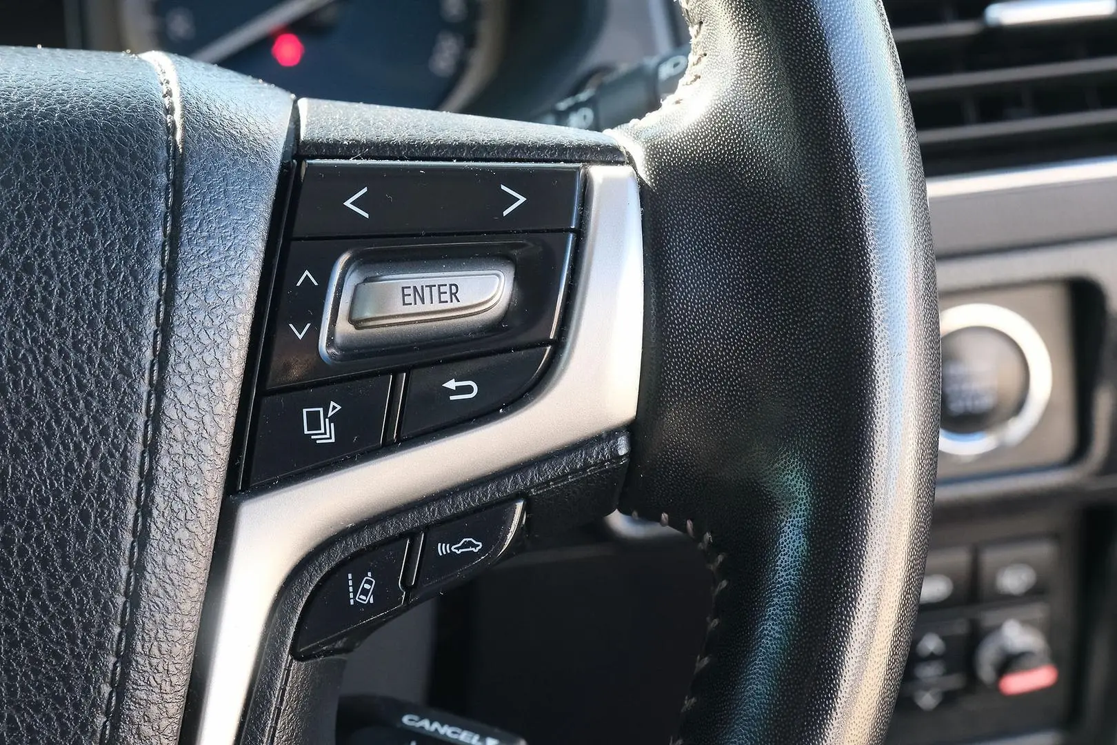 2020 Toyota Landcruiser Prado Gallery Image 16