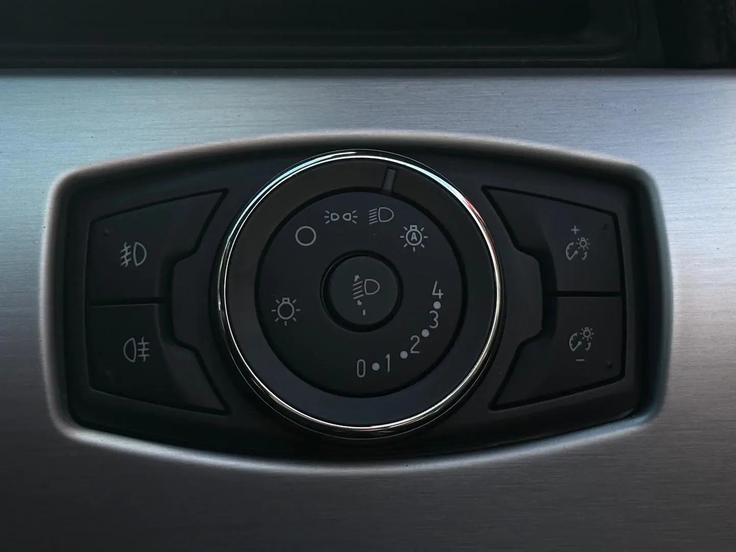 2017 Ford Mustang Gallery Image 22